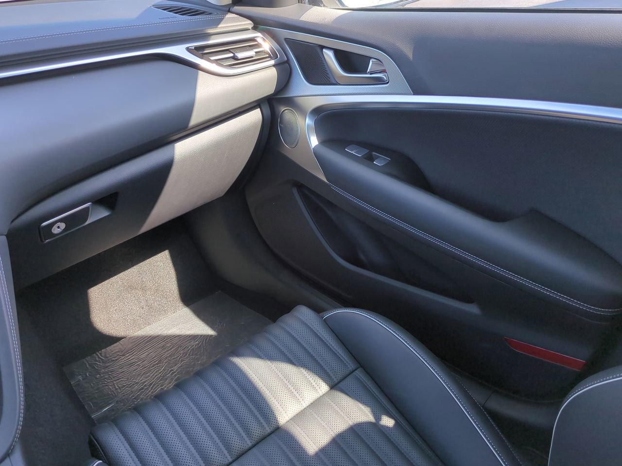 2026 GENESIS G70 Prestige - Photo 15