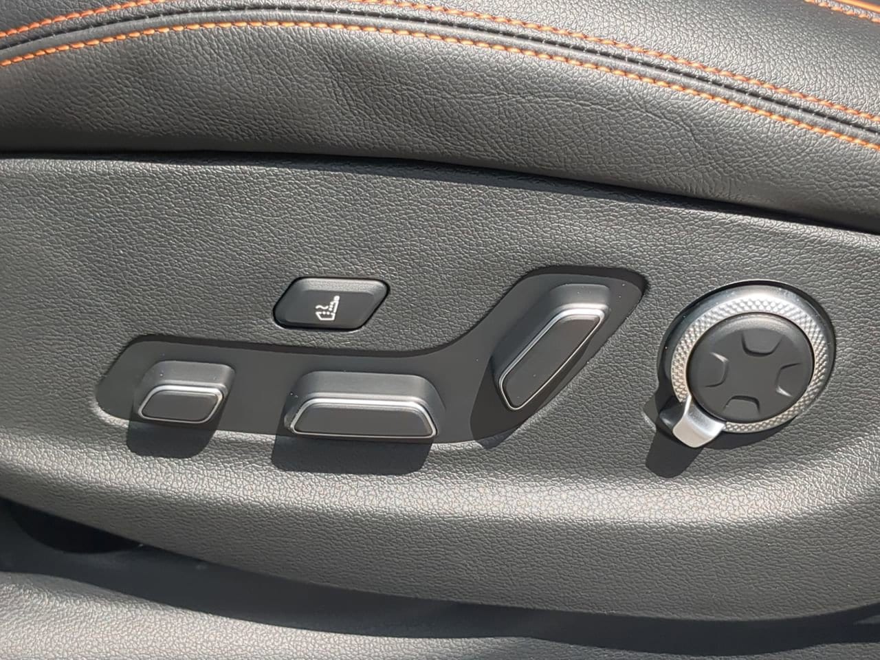 2026 GENESIS GV70 Sport Advanced - Photo 20