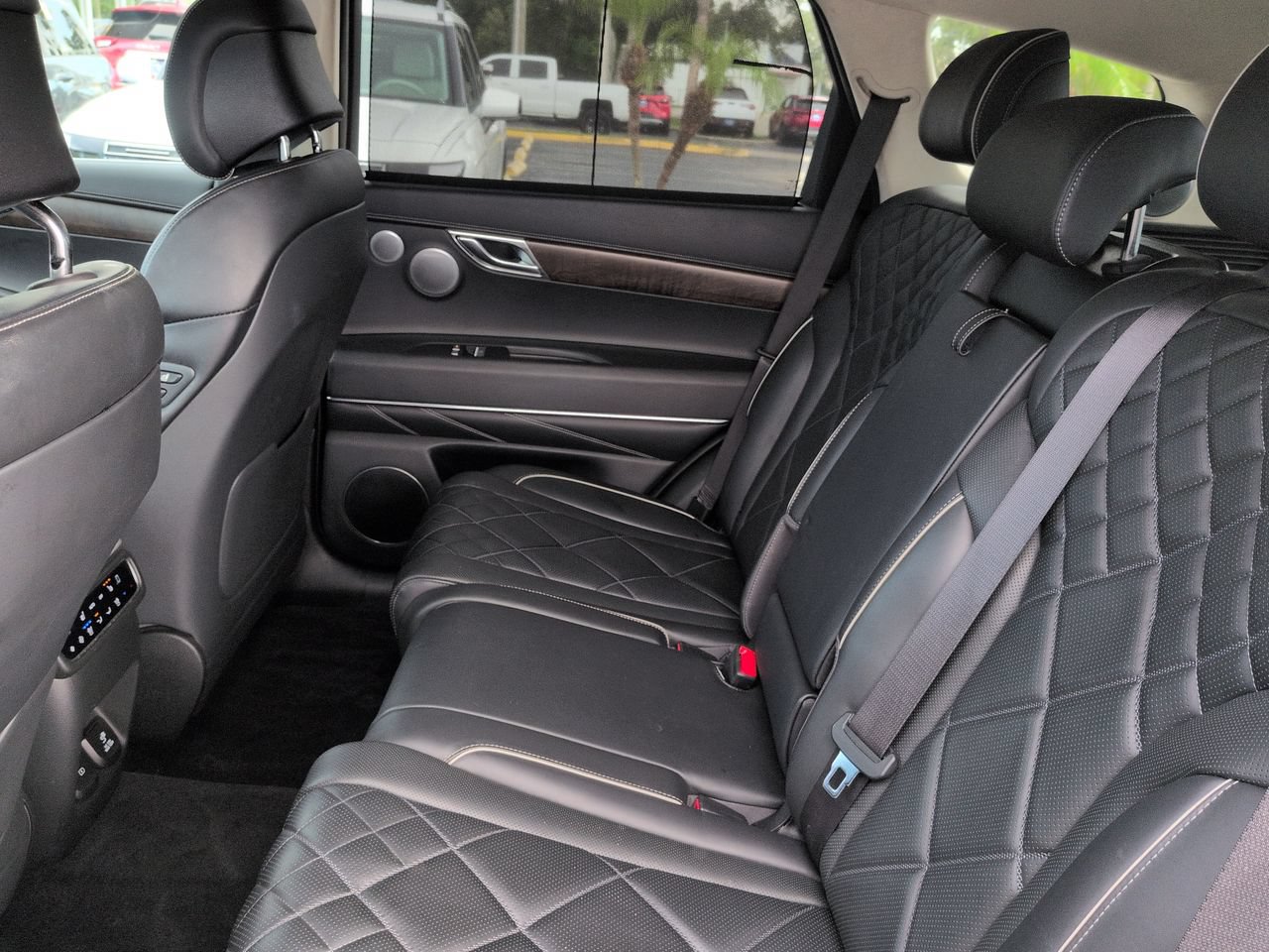 2025 GENESIS GV80 Prestige - Photo 14