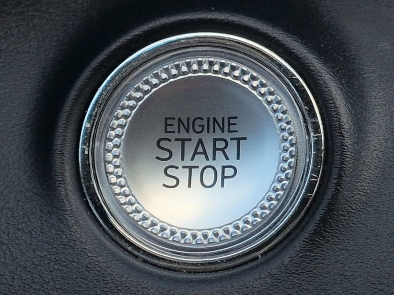 2025 GENESIS GV70 Sport - Photo 29