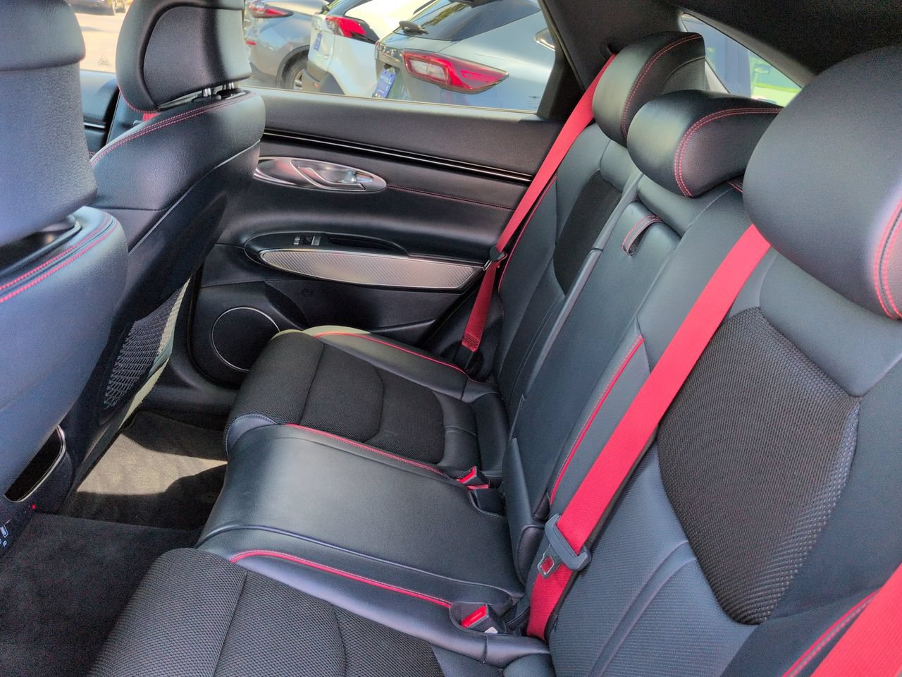 2025 GENESIS GV70 Sport - Photo 14