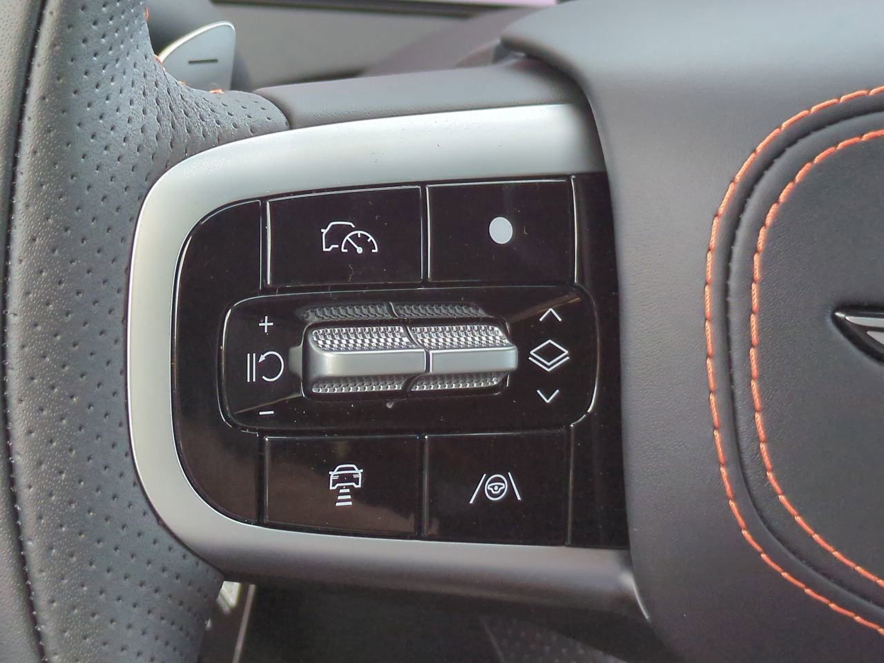 2026 GENESIS GV70 Sport Prestige - Photo 25