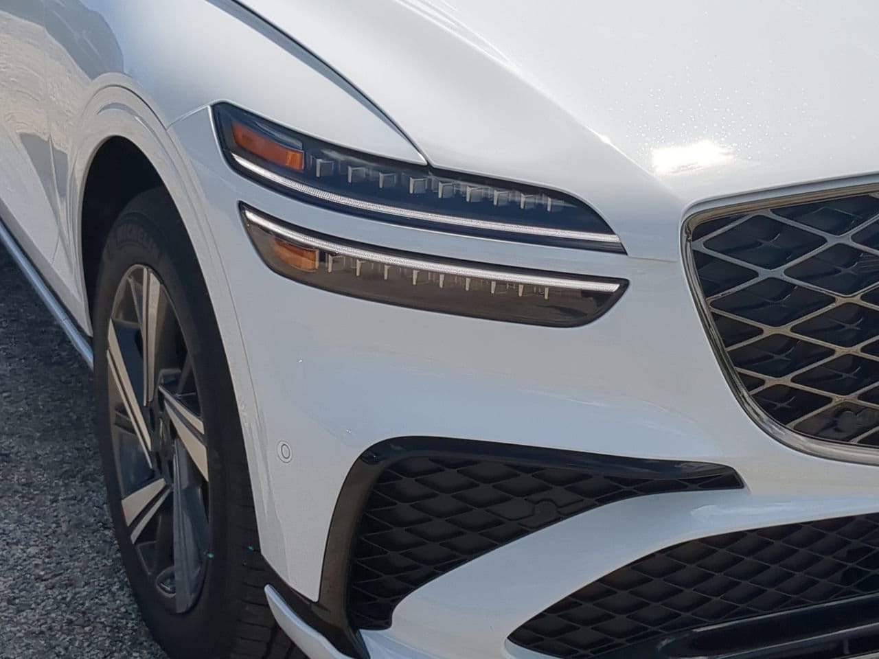 2026 GENESIS GV70 Sport Advanced - Photo 9