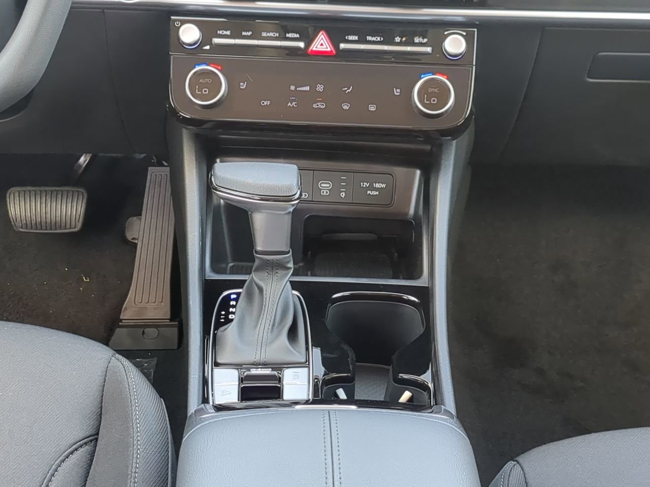 2025 Hyundai Tucson SEL - Photo 18