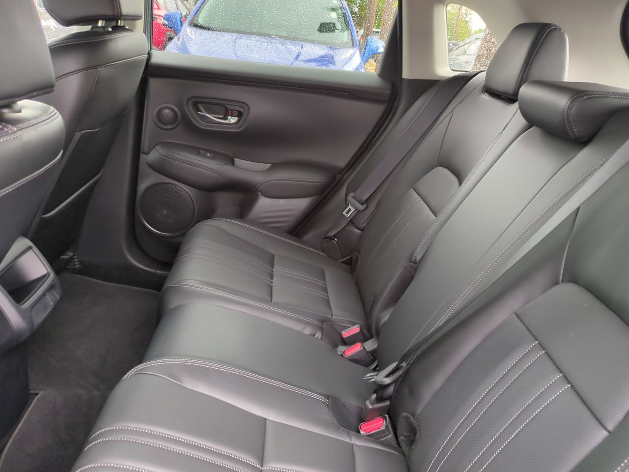 2025 Honda HR-V EX-L - Photo 14