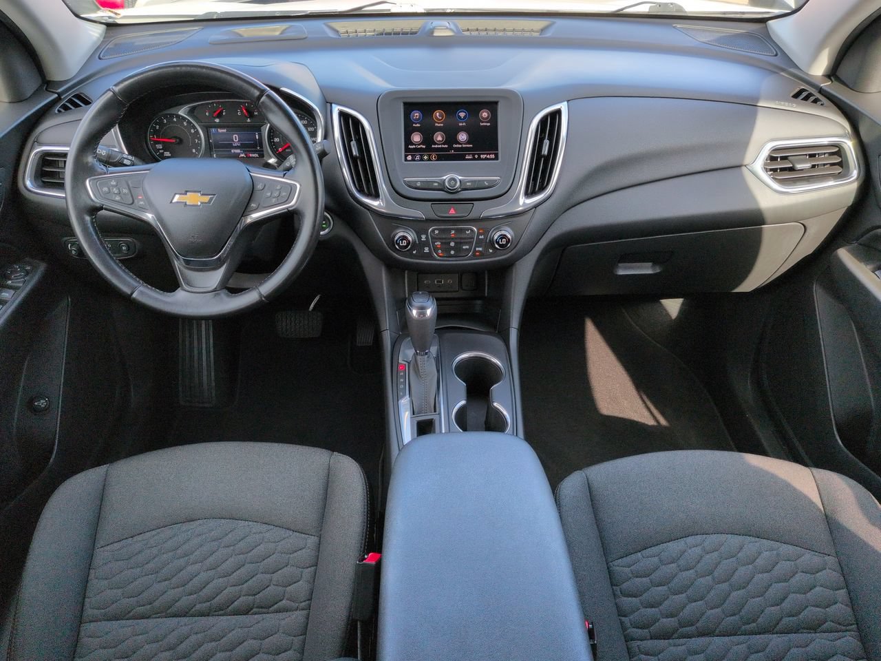 2020 Chevrolet Equinox LT - Photo 15
