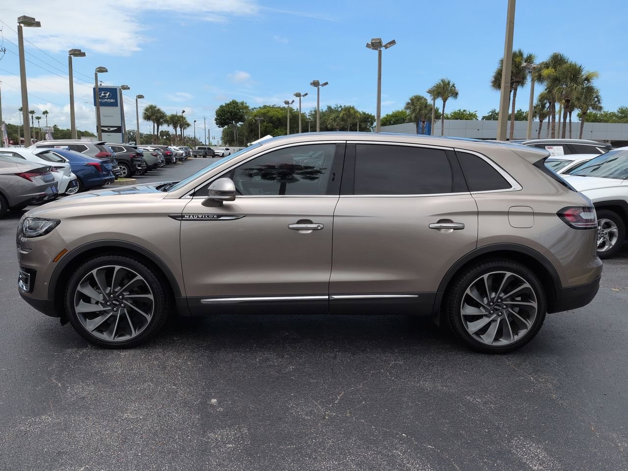 2019 Lincoln Nautilus Reserve - Photo 7