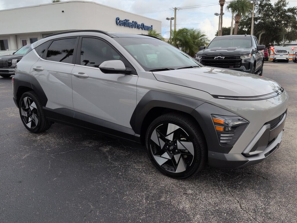 Used 2024 Hyundai Kona Limited Limited FWD