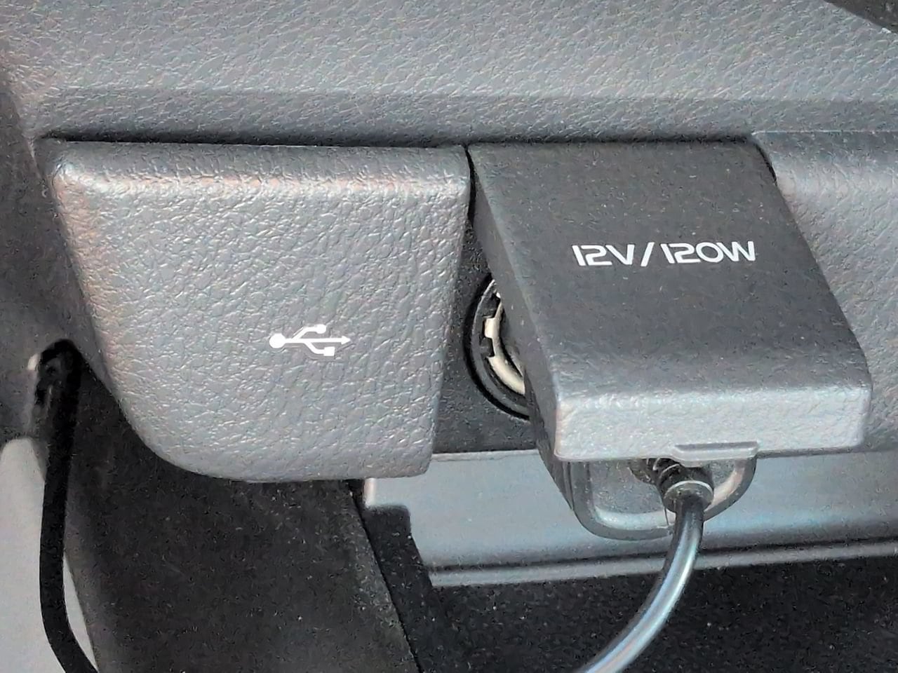 2024 Toyota Camry LE - Photo 20