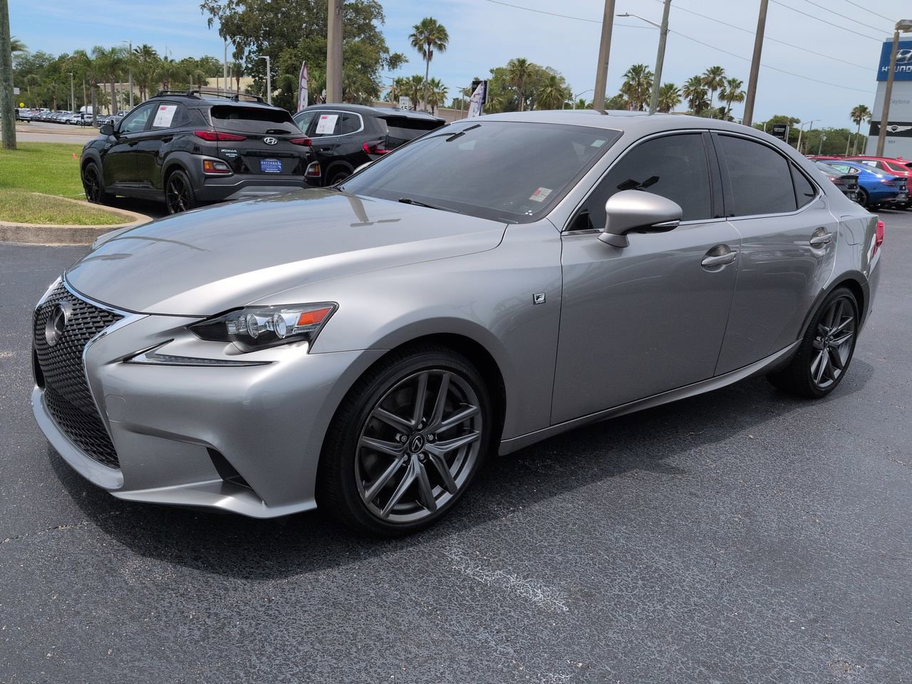 2016 Lexus IS 350 - Photo 8