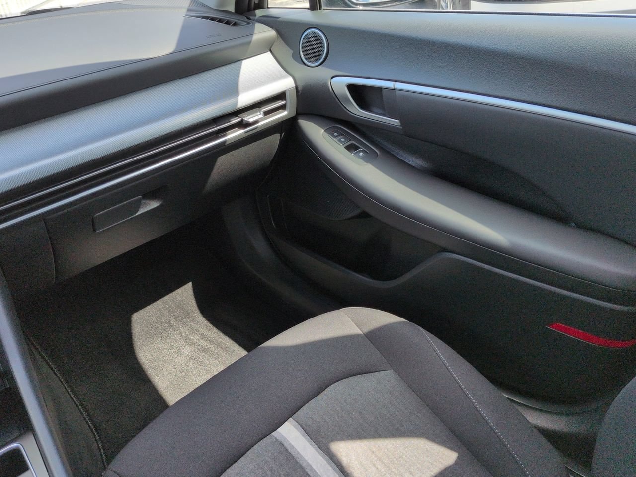 2024 Hyundai Sonata SEL - Photo 16