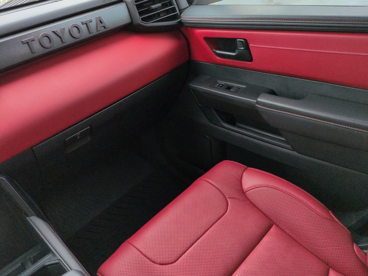 2022 Toyota Tundra TRD Pro - Photo 17