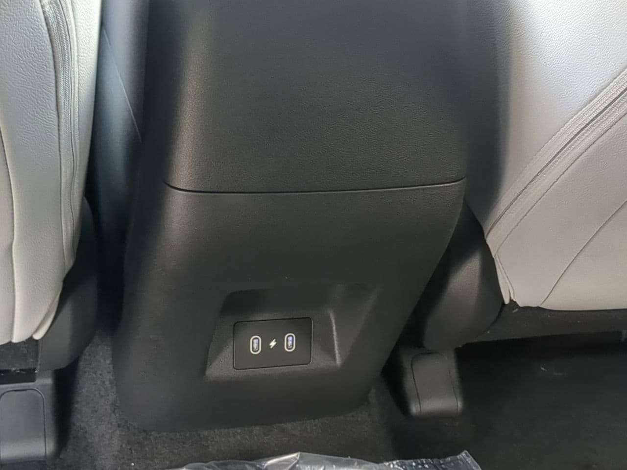 2026 Hyundai Santa Cruz SEL - Photo 14