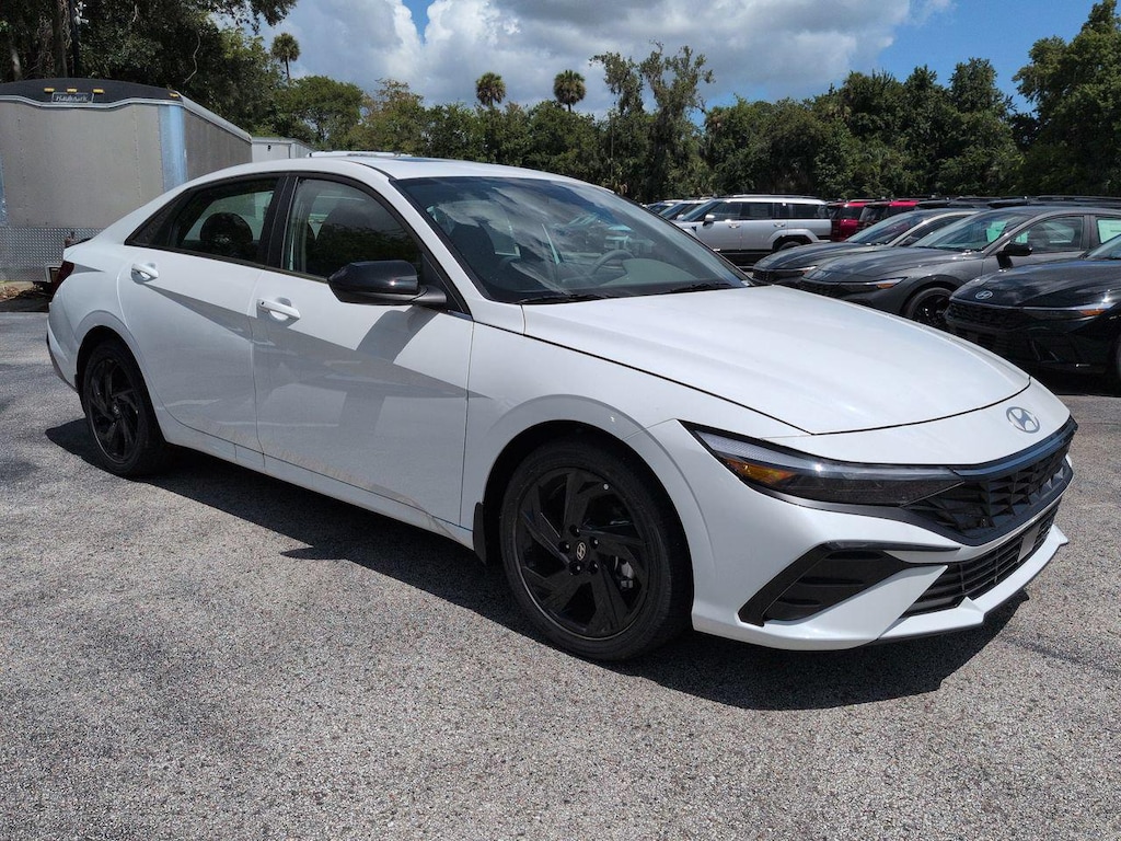 New 2026 Hyundai Elantra SEL Sport Sedan