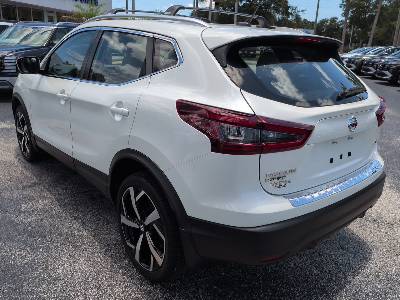2022 Nissan Rogue Sport SL - Photo 6
