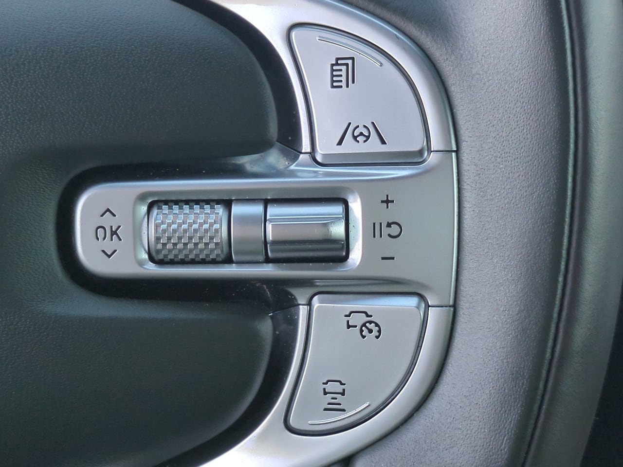 2023 GENESIS GV80 Standard - Photo 27