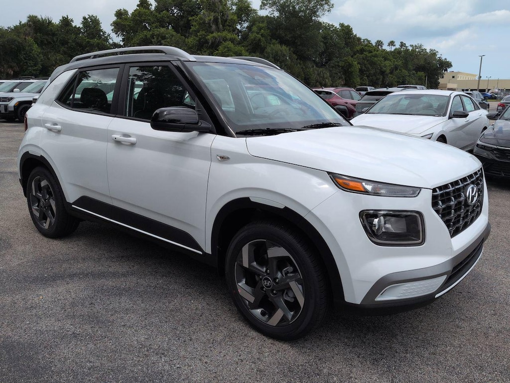 New 2026 Hyundai Venue SEL w/Two-Tone Roof SUV