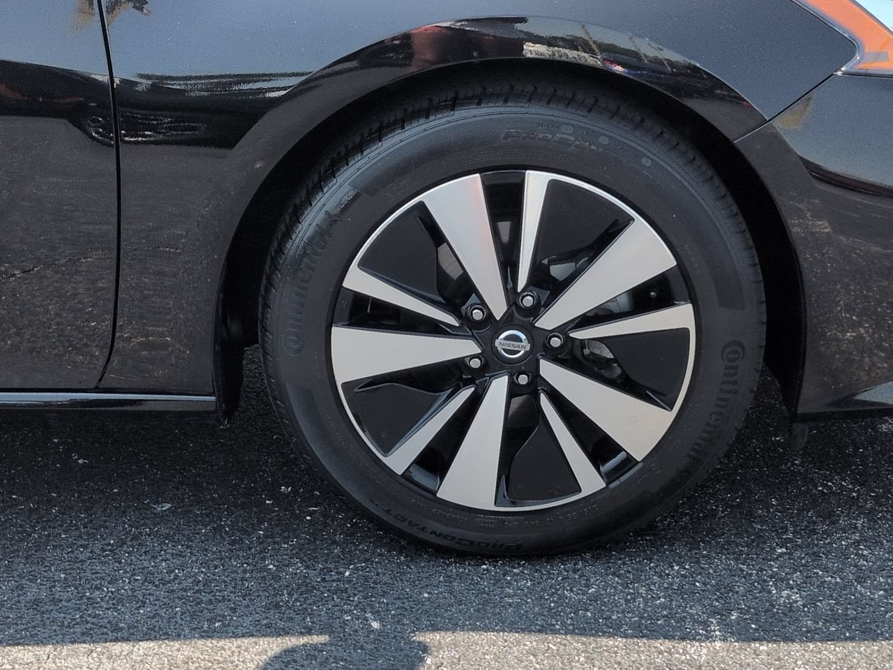 2019 Nissan Altima SV - Photo 11