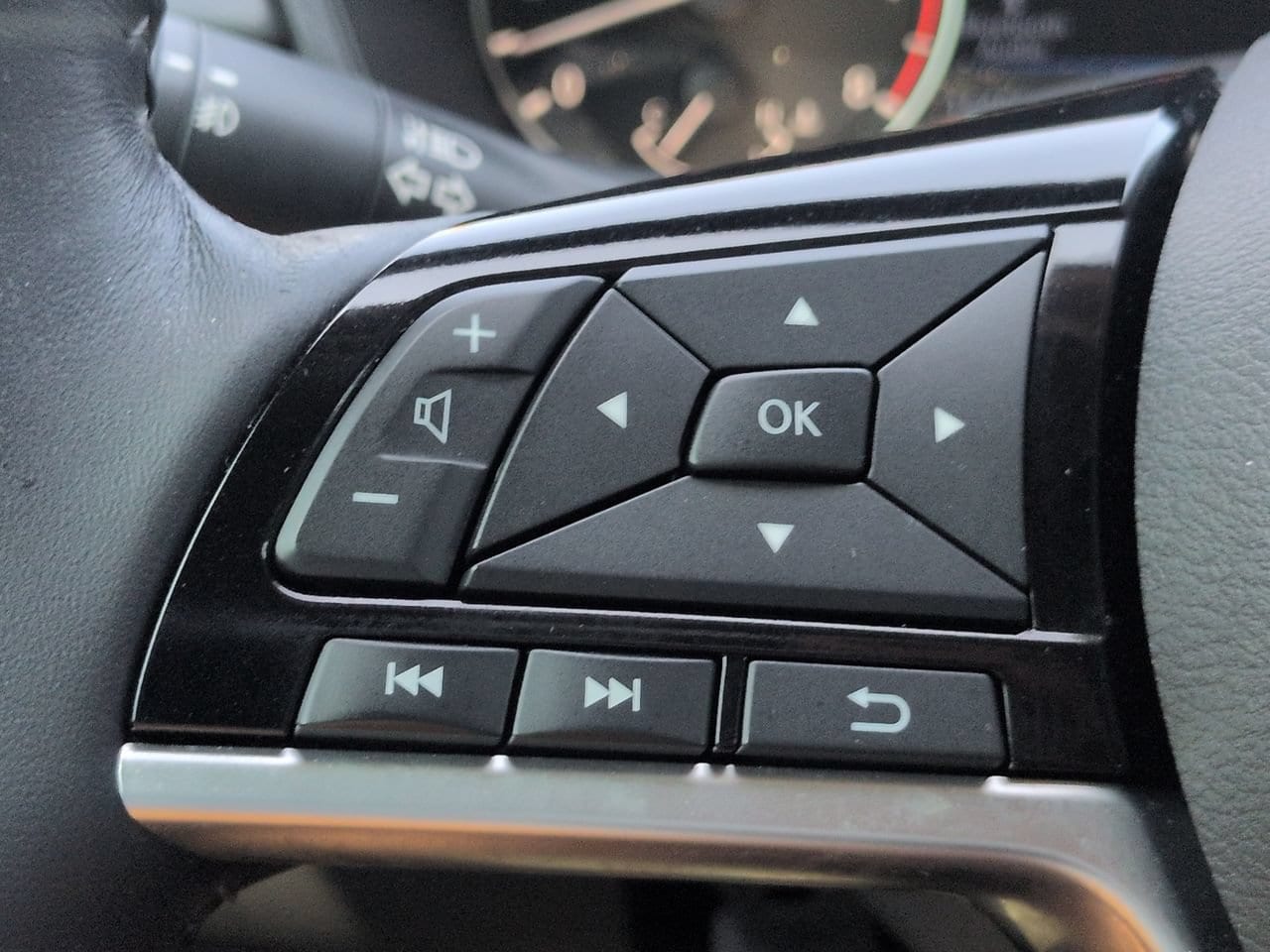 2019 Nissan Altima SV - Photo 24