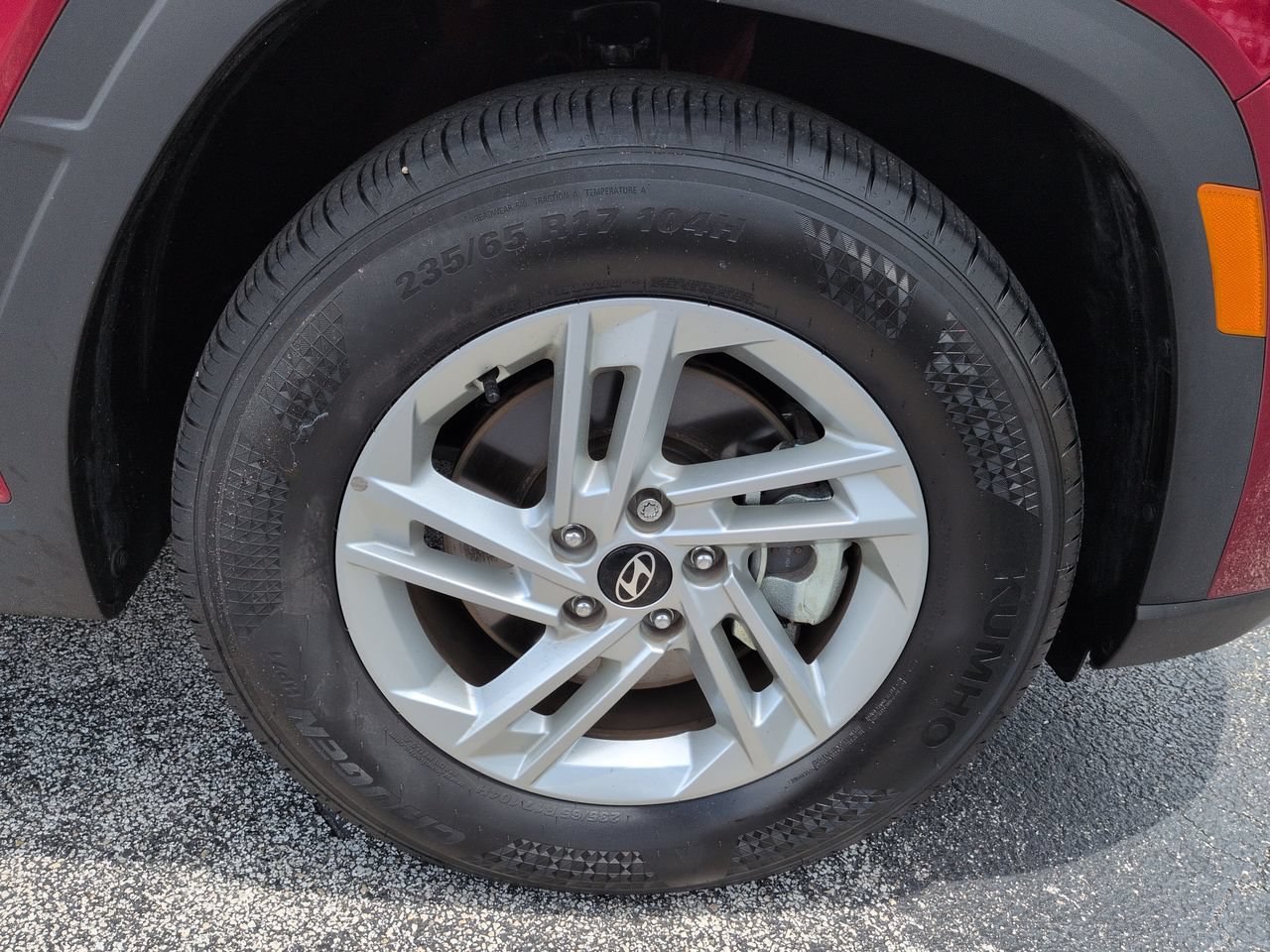 2025 Hyundai Tucson SE - Photo 11