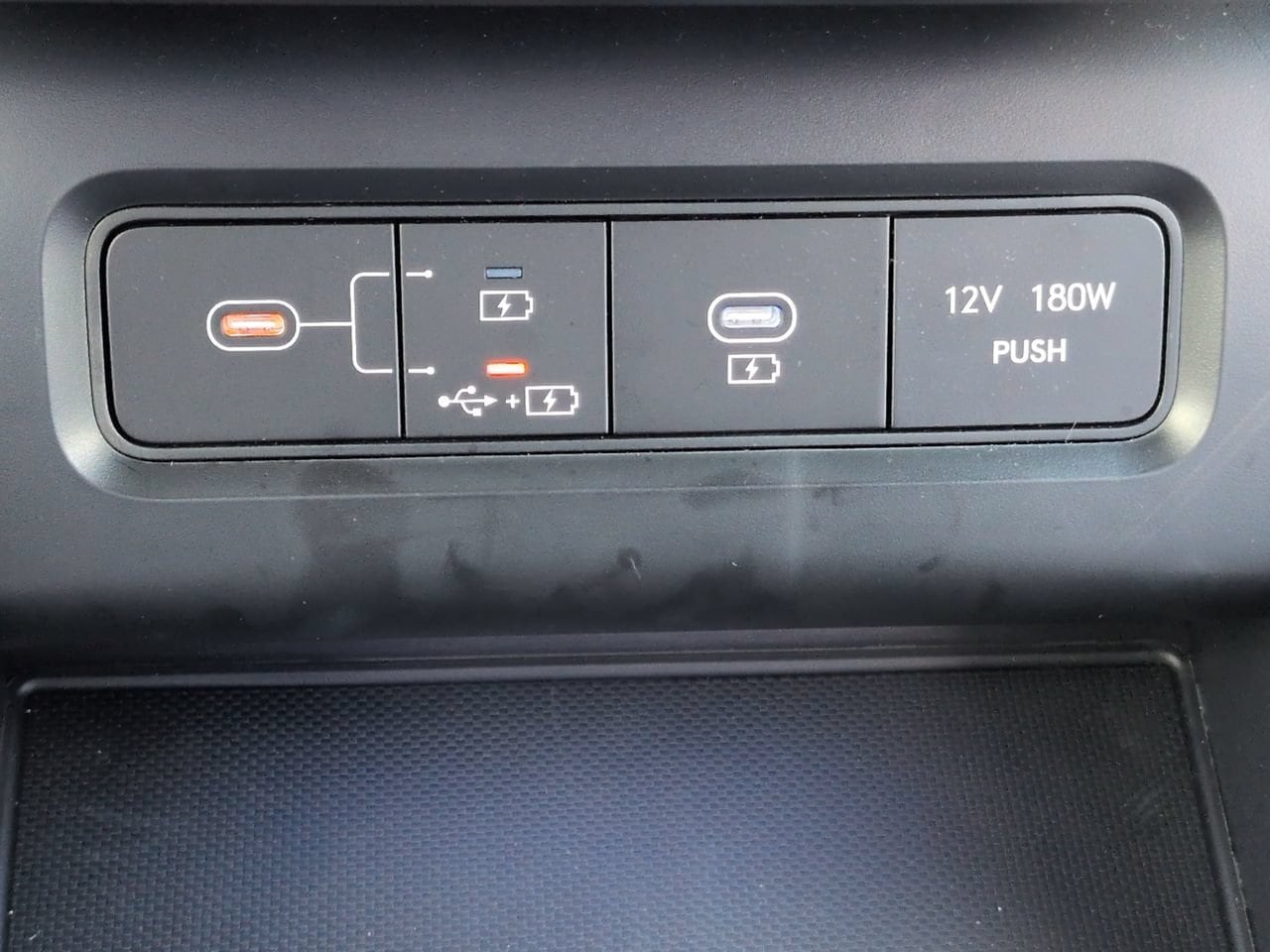 2026 Hyundai Tucson Limited - Photo 23