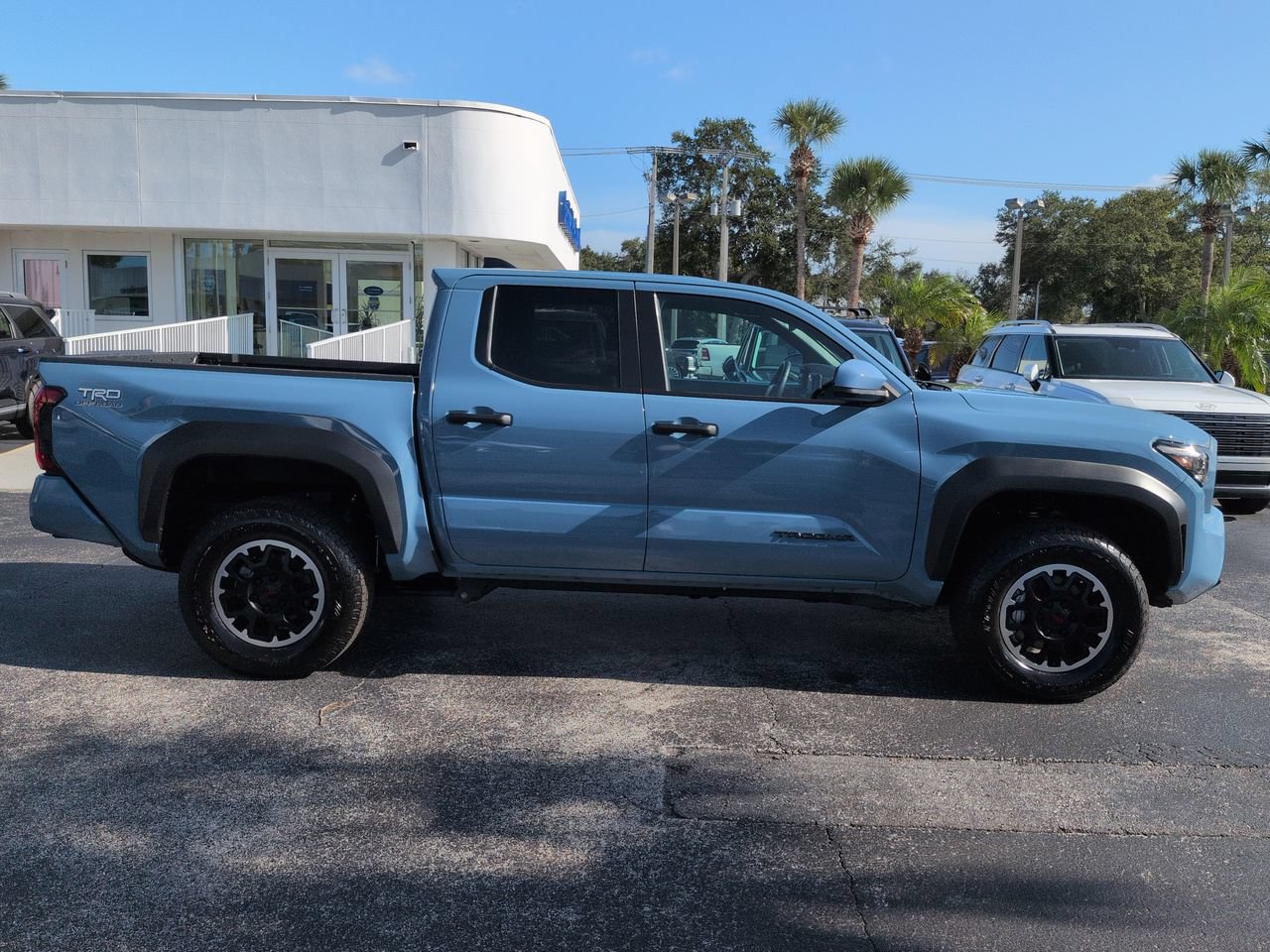 2026 Toyota Tacoma TRD Off Road - Photo 3
