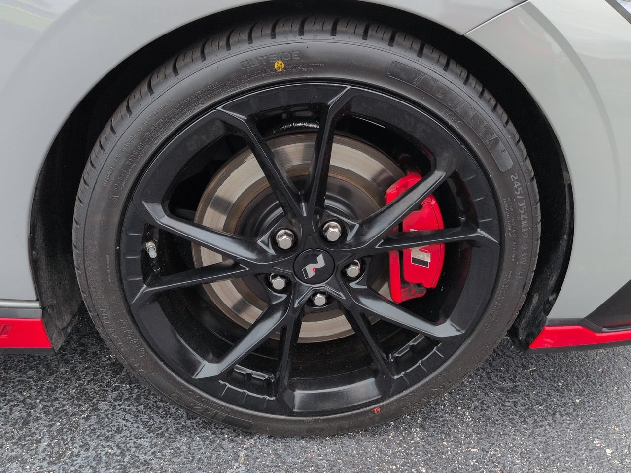 2025 Hyundai Elantra N - Photo 10
