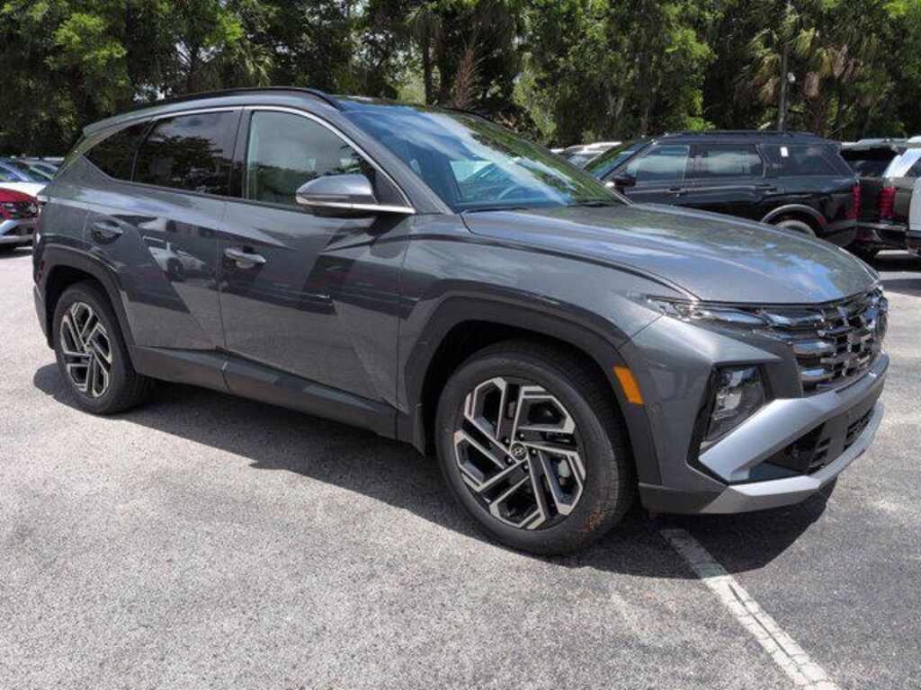 New 2026 Hyundai Tucson Limited FWD SUV