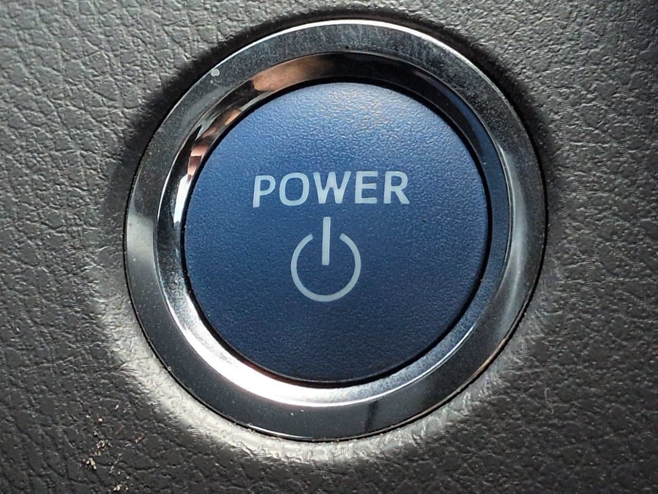 2024 Toyota Camry LE - Photo 25