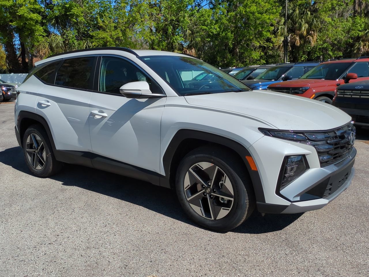 2025 Hyundai Tucson SEL Convenience - Photo 2