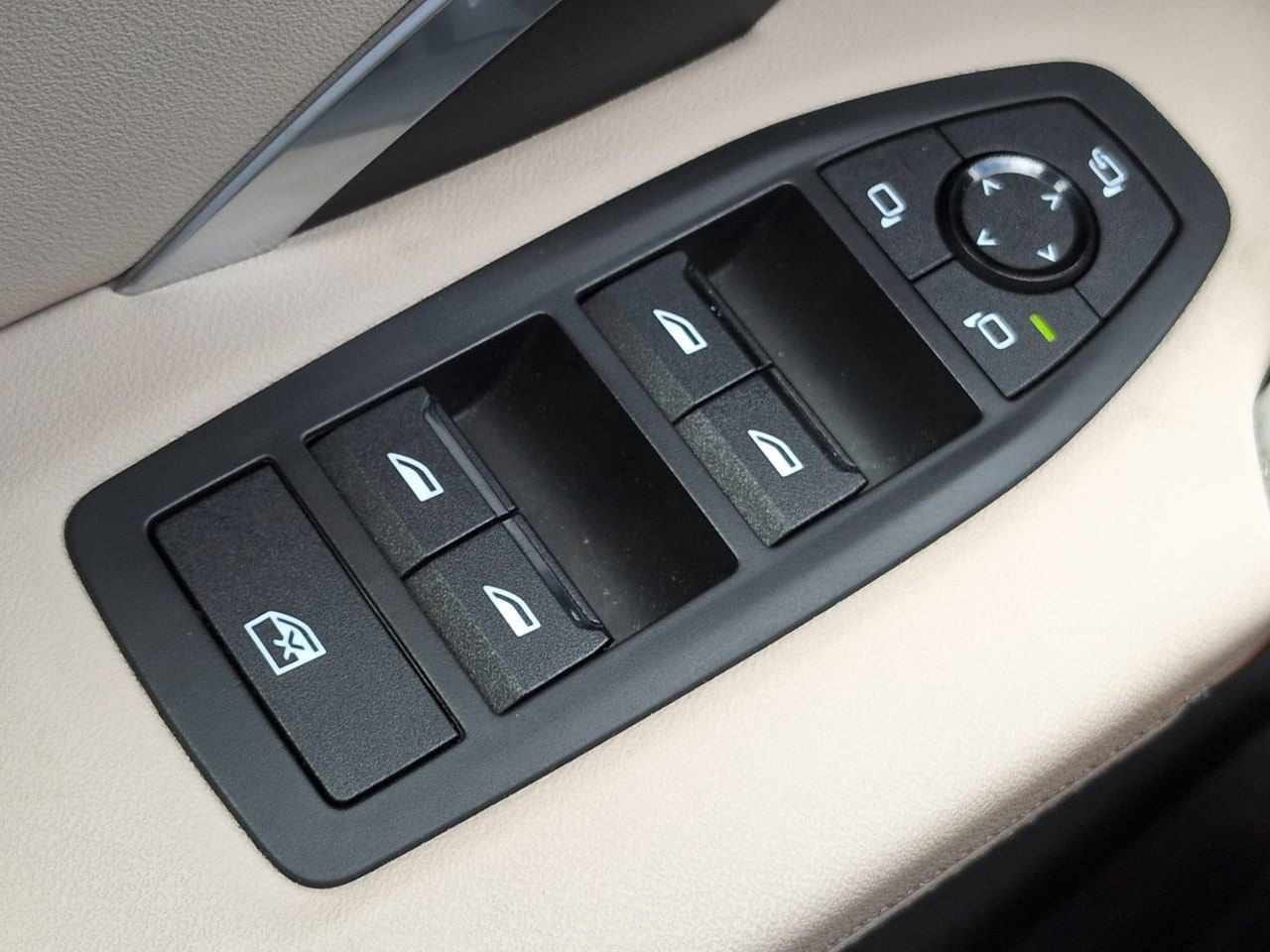 2023 BMW X1 28i - Photo 25