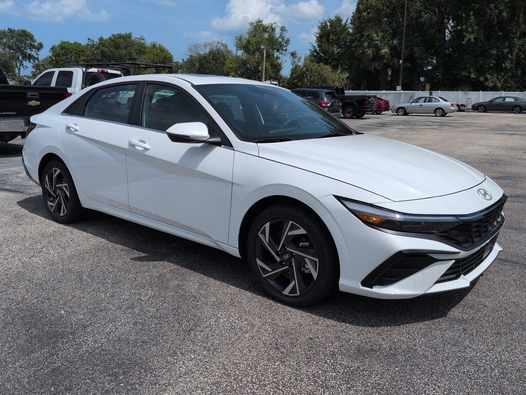New 2026 Hyundai Elantra Hybrid Limited Sedan