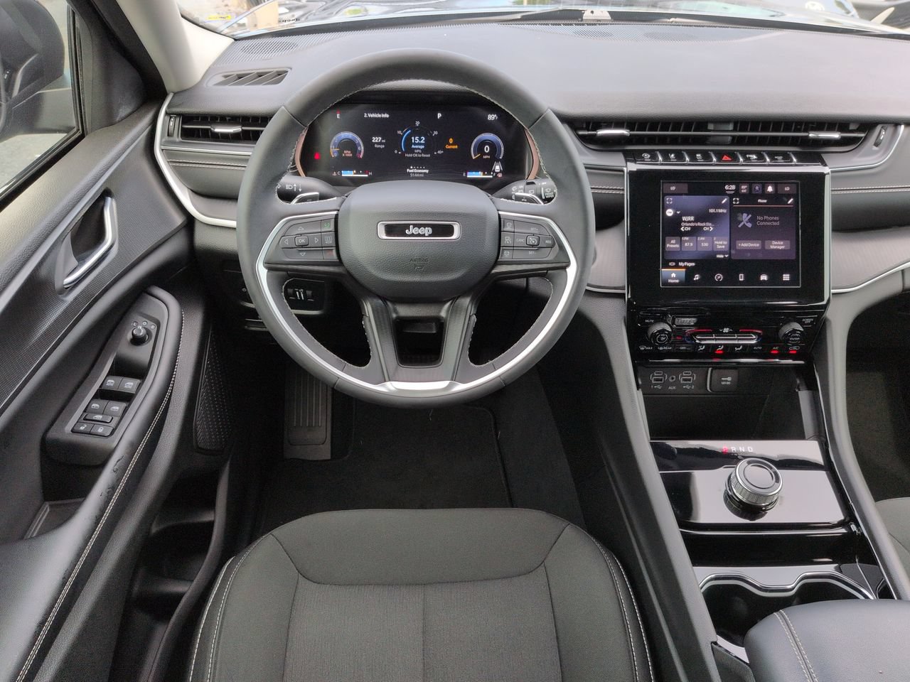 2023 Jeep Grand Cherokee L Laredo - Photo 16