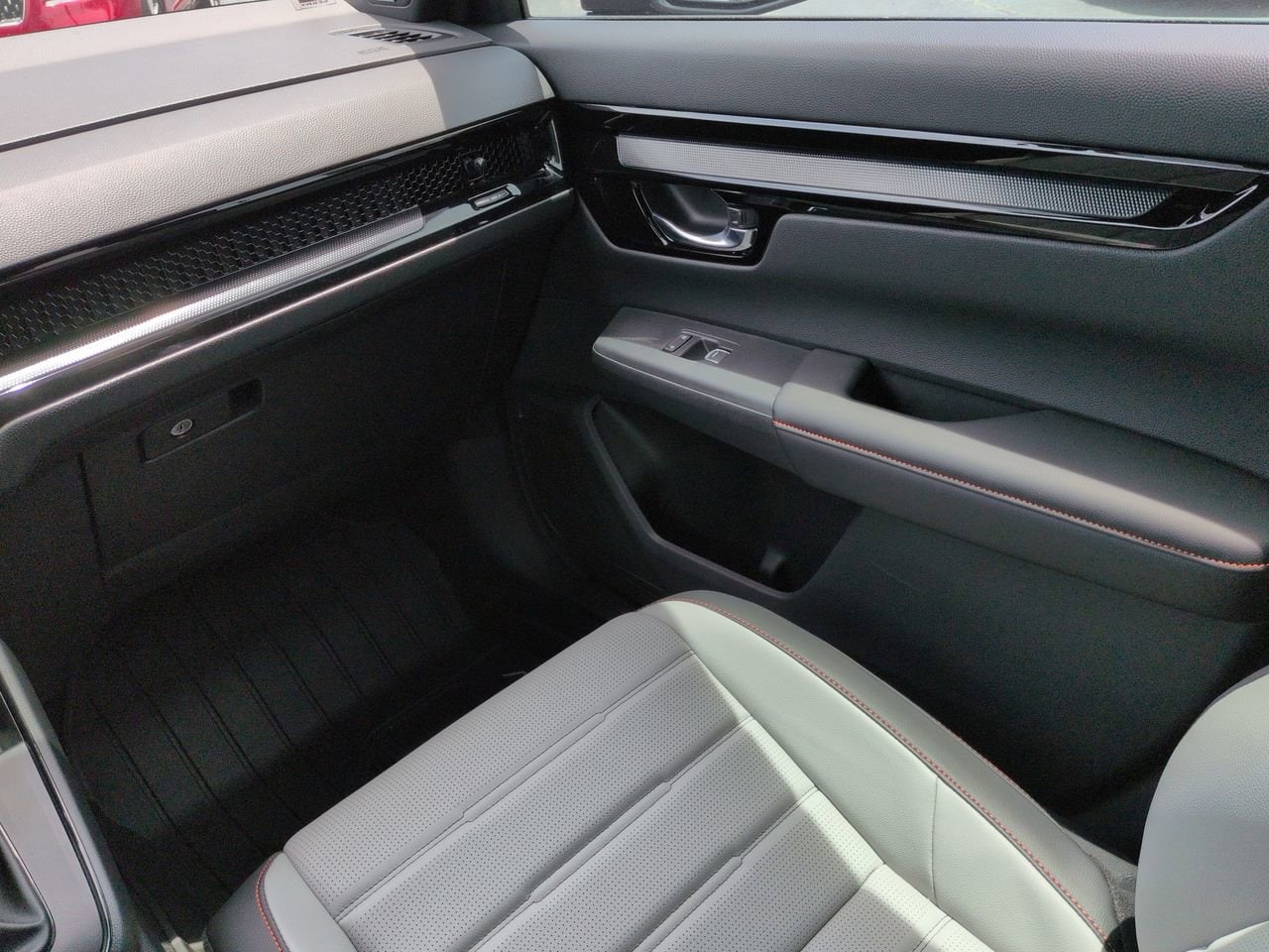 2026 Honda CR-V Sport Touring - Photo 17
