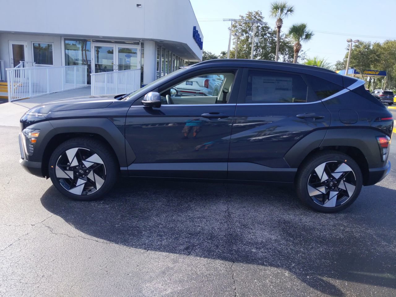 2024 Hyundai Kona Limited - Photo 7