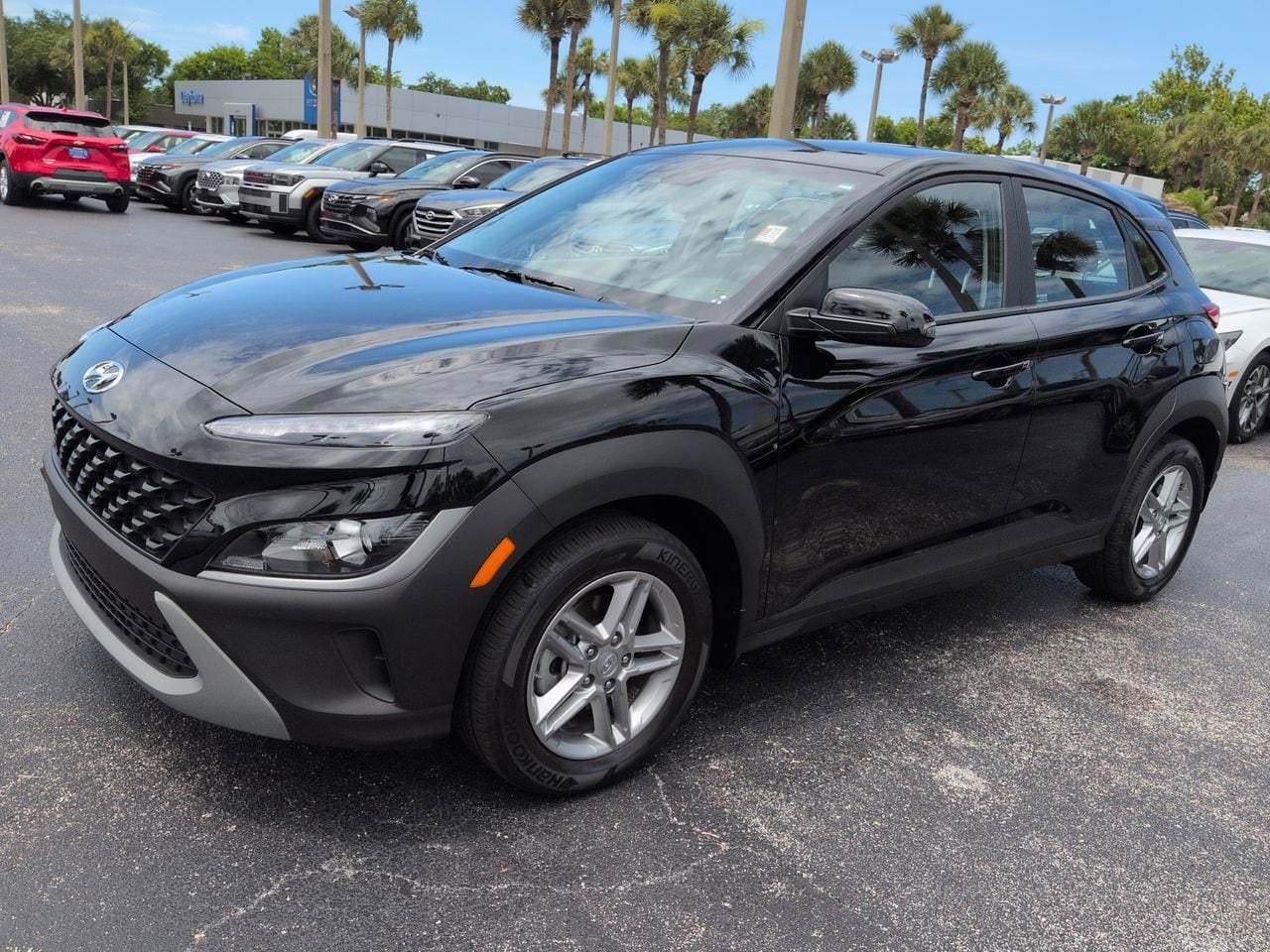 2023 Hyundai Kona SE - Photo 8