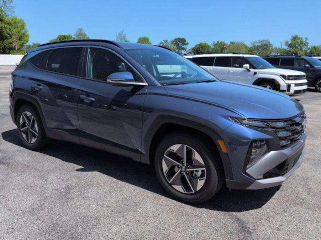 New 2026 Hyundai Tucson SEL Premium FWD SUV