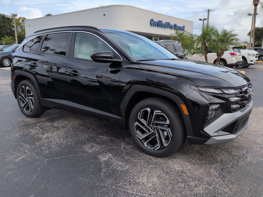 New 2026 Hyundai Tucson SEL Plus FWD SUV