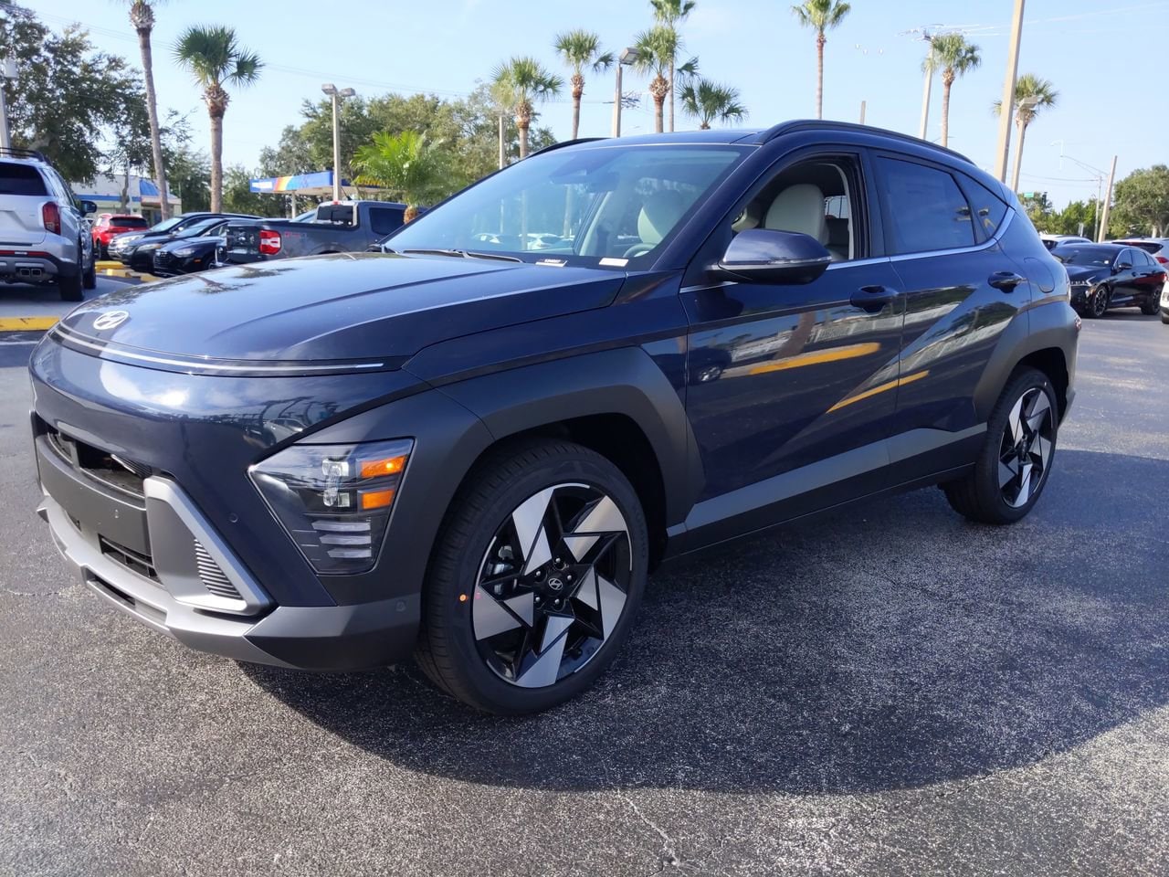 2024 Hyundai Kona Limited - Photo 8