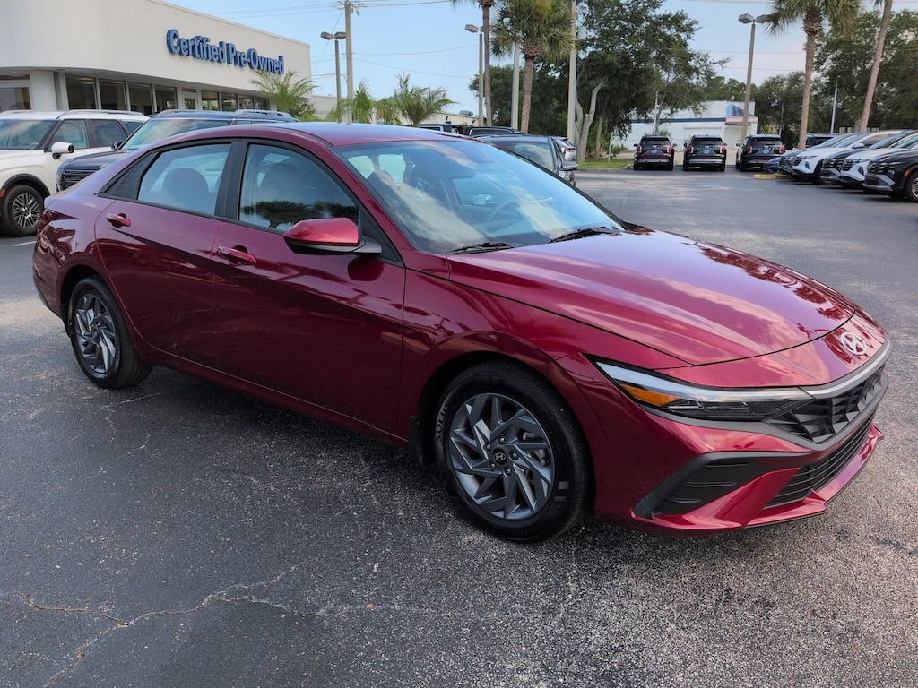 Used 2024 Hyundai Elantra SEL SEL IVT