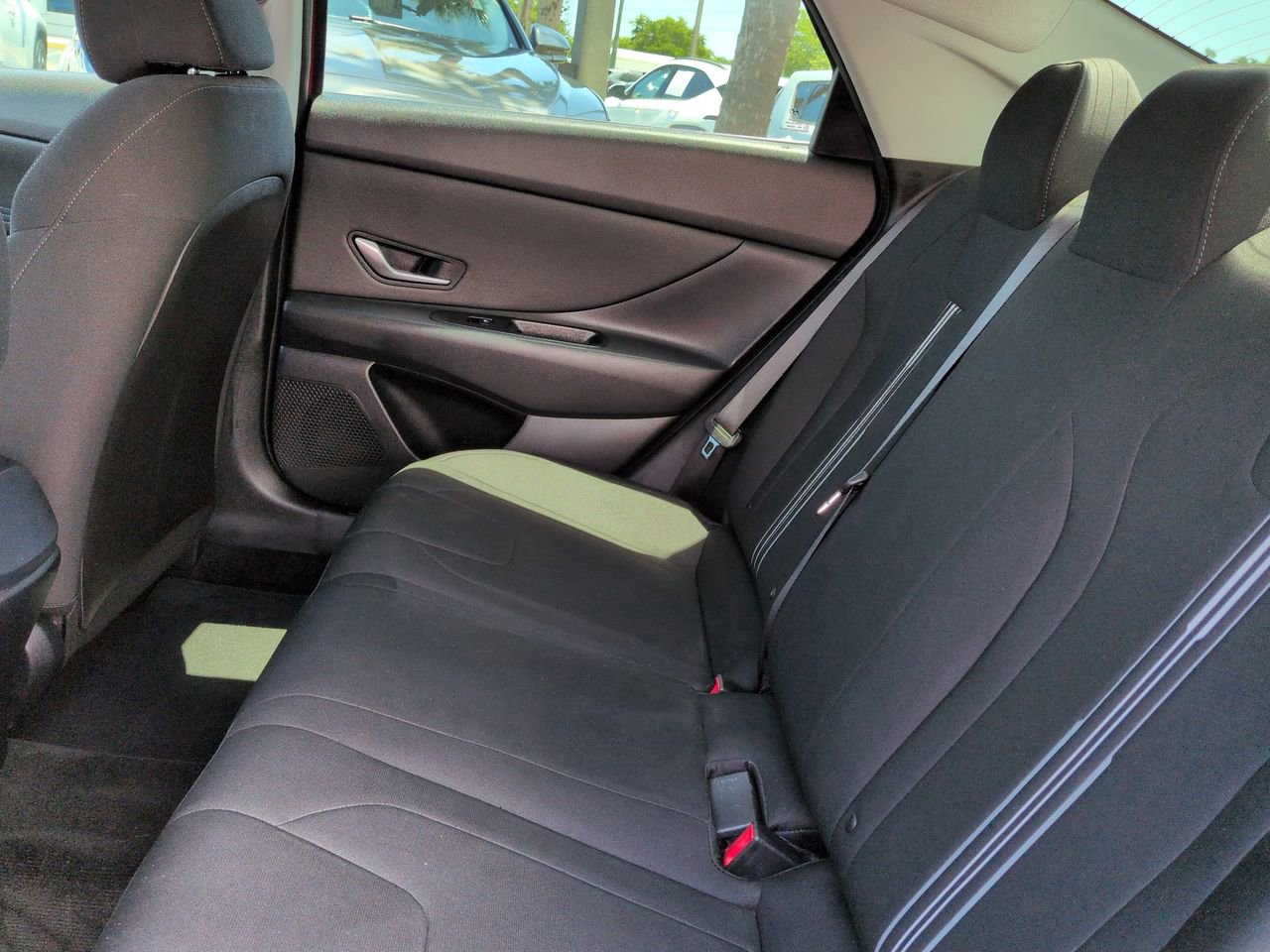 2021 Hyundai Elantra SEL - Photo 13