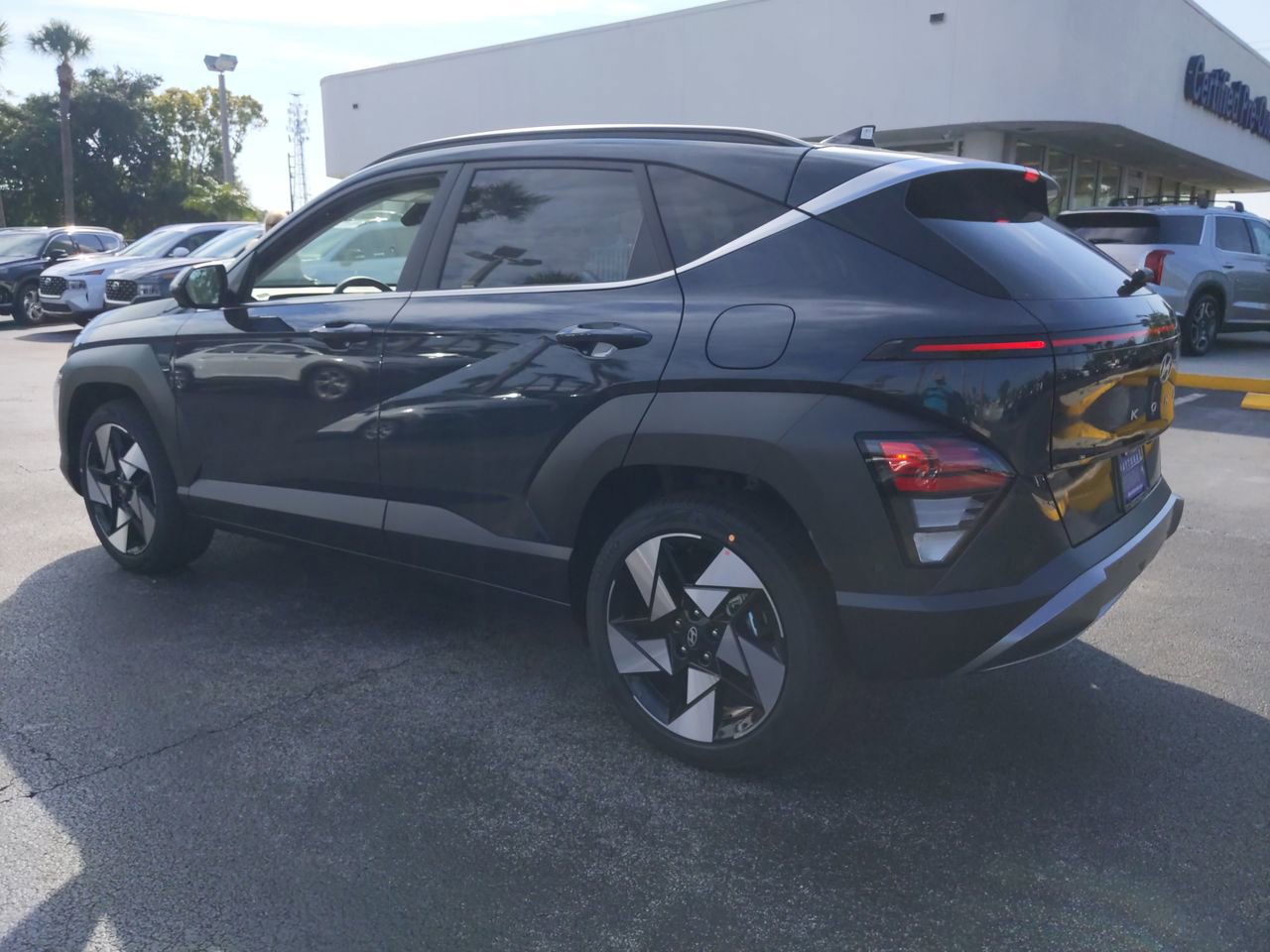 2024 Hyundai Kona Limited - Photo 6