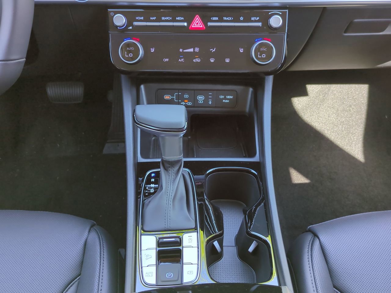 2025 Hyundai Tucson SEL Convenience - Photo 19