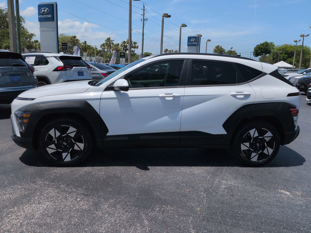2024 Hyundai Kona SEL - Photo 7