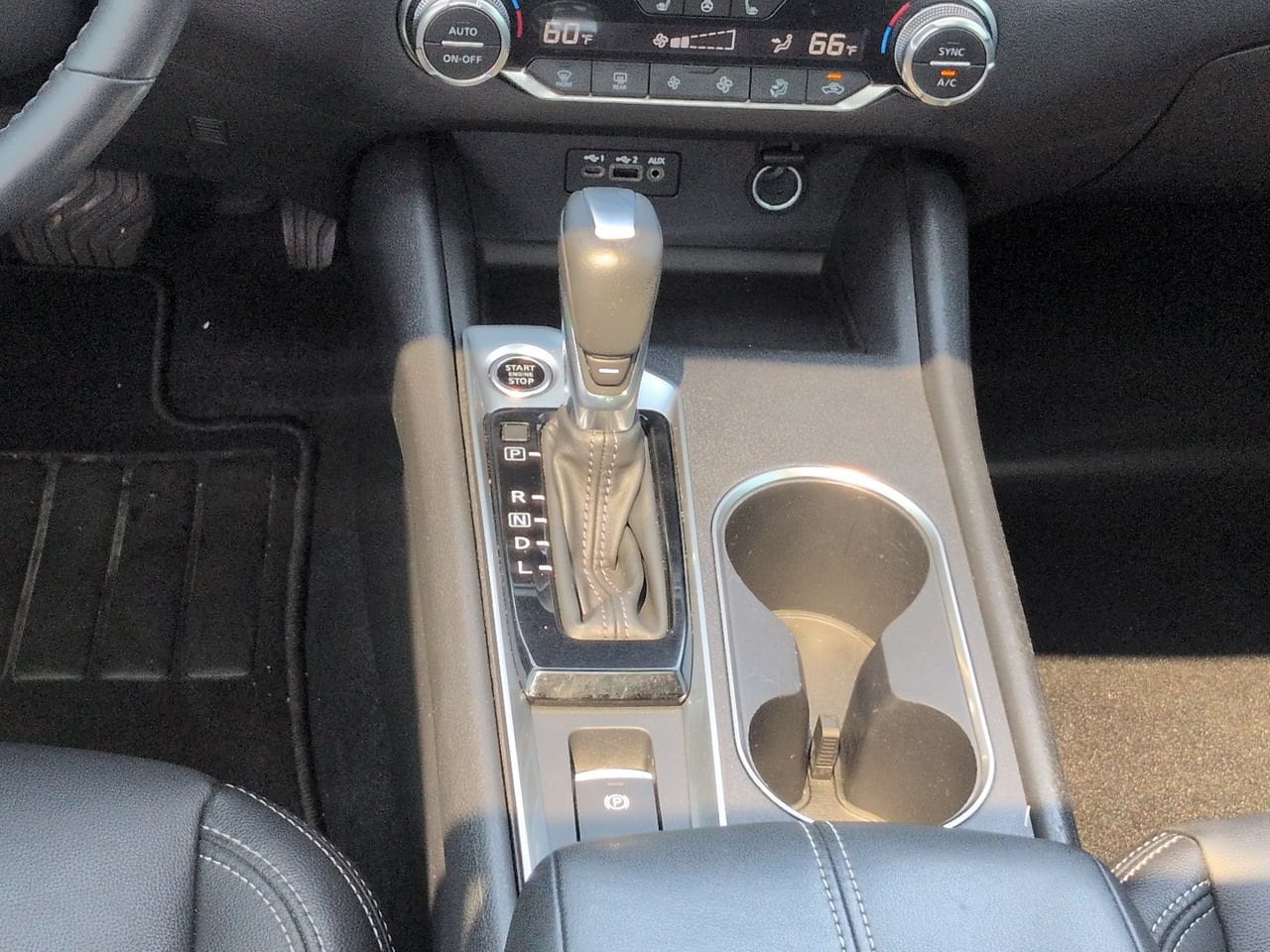 2019 Nissan Altima SV - Photo 18