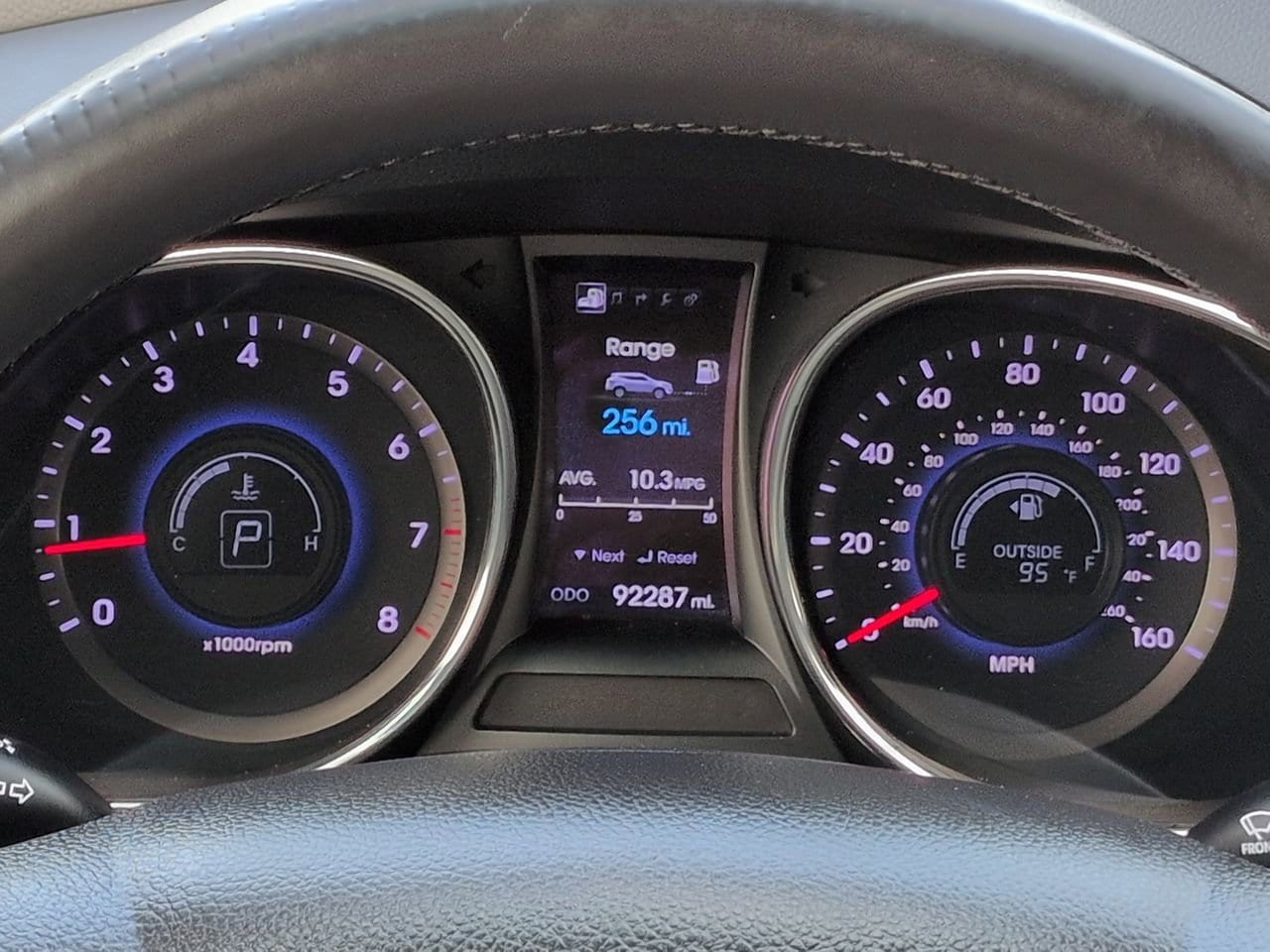 2013 Hyundai Santa Fe Sport 2.0T - Photo 28