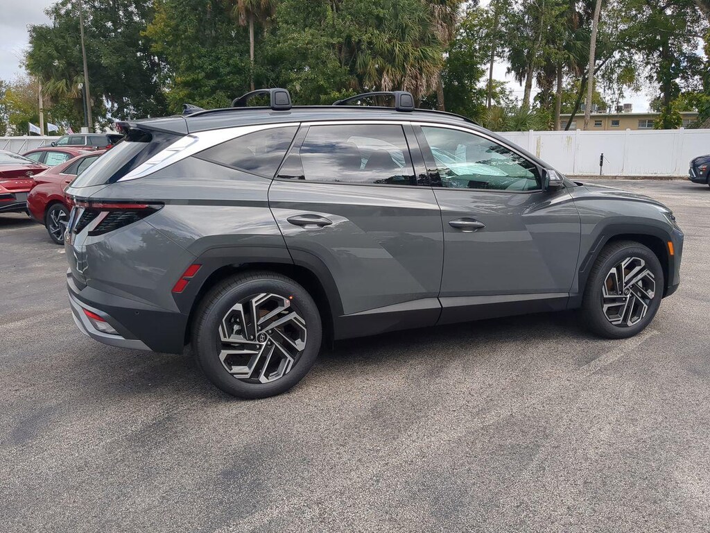 New 2026 Hyundai Tucson Limited FWD SUV