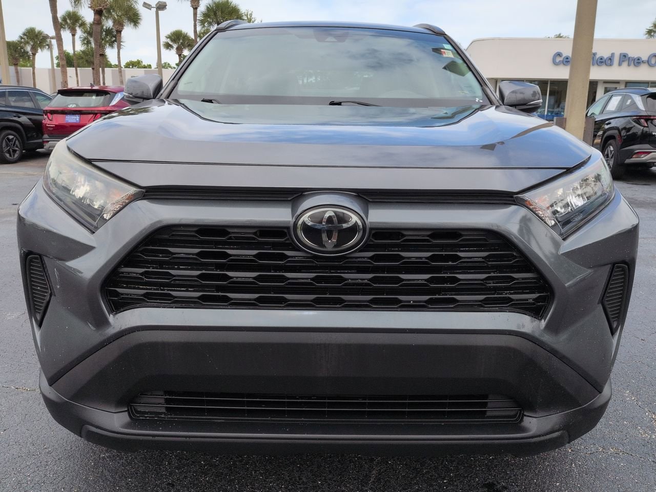 2021 Toyota RAV4 LE - Photo 9