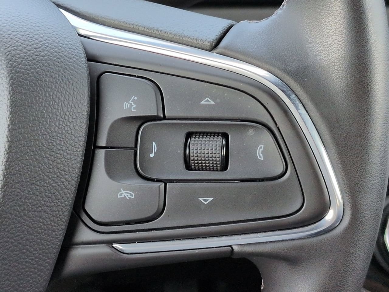 2024 Buick Envista Sport Touring - Photo 25