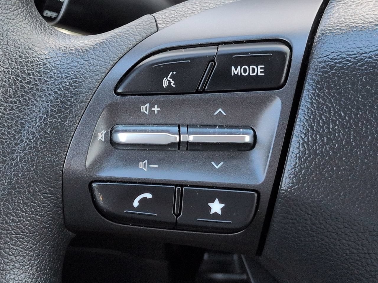 2023 Hyundai Kona SEL - Photo 23